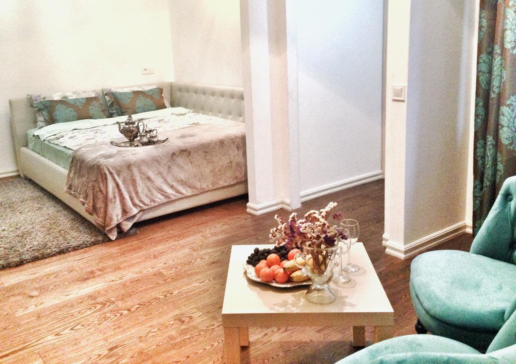 Apartment Natalya Lviv Exteriör bild